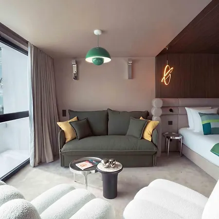 Fahrenheit Seven Les Menuires Hotel 4*