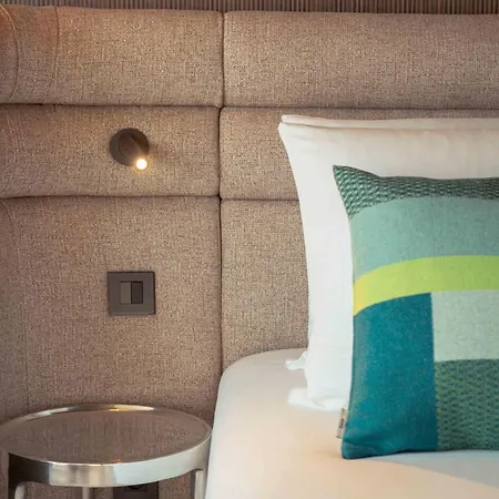 Hotel Fahrenheit Seven Les Menuires 4*